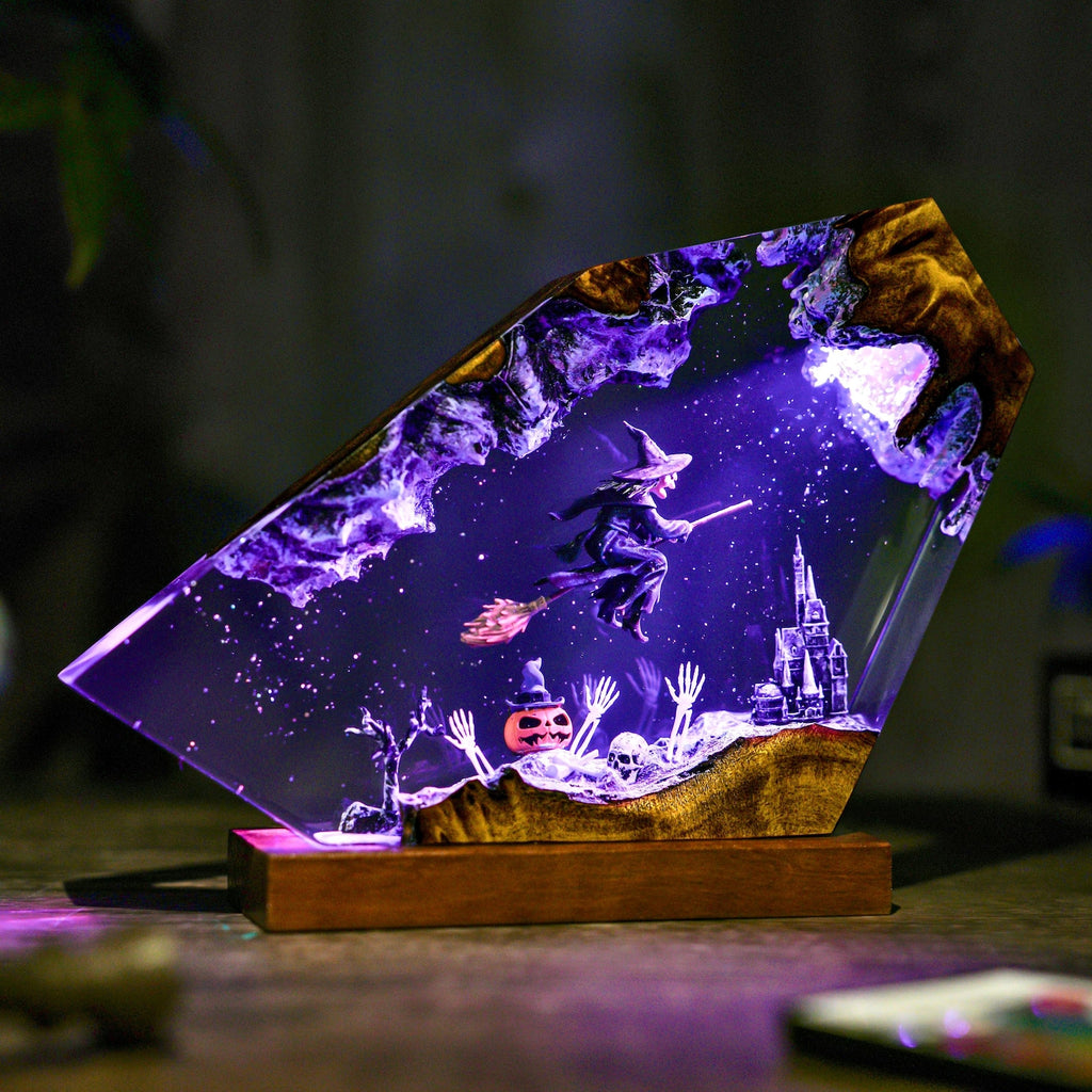 Raven Skull Resin Lamps